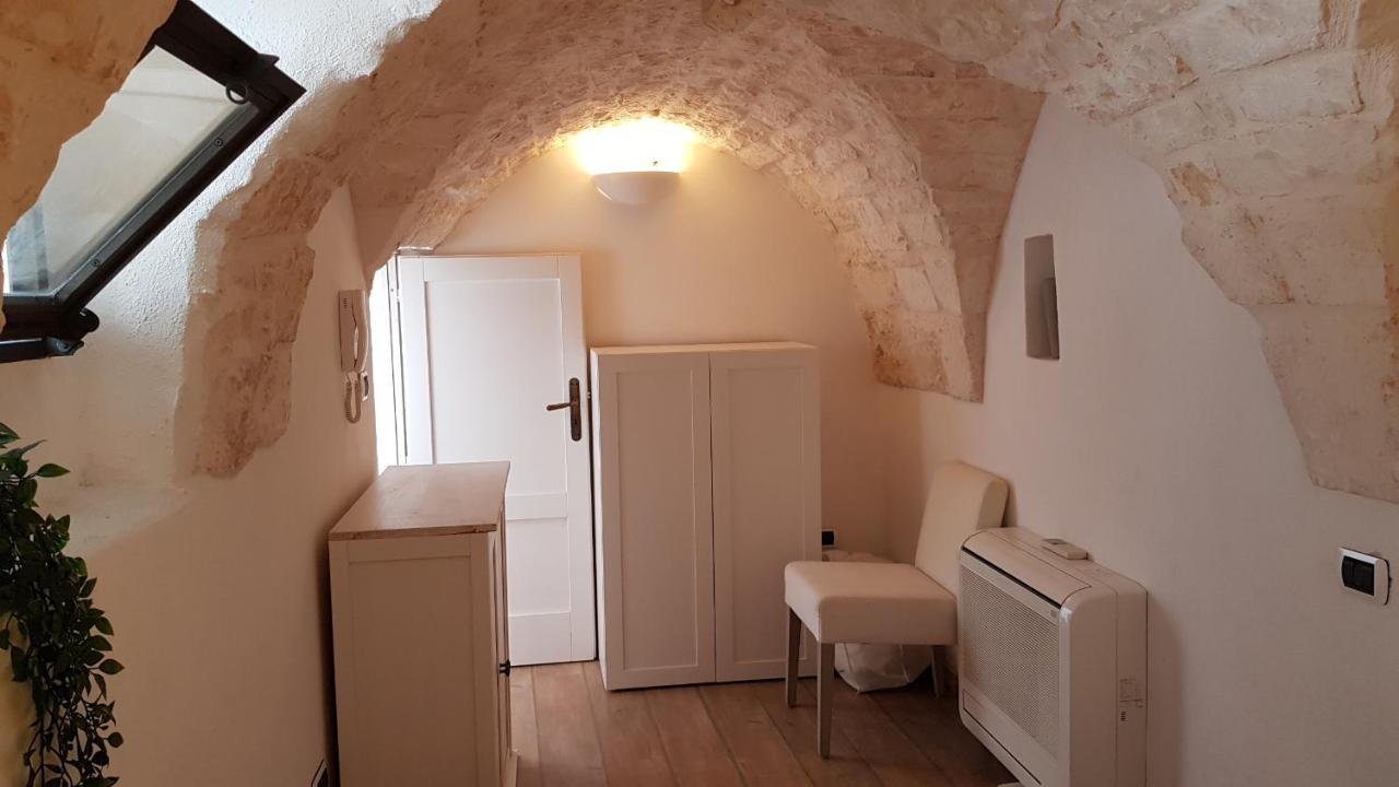 Cozy House In Ostuni With Panoramic Terraces Apartment ภายนอก รูปภาพ
