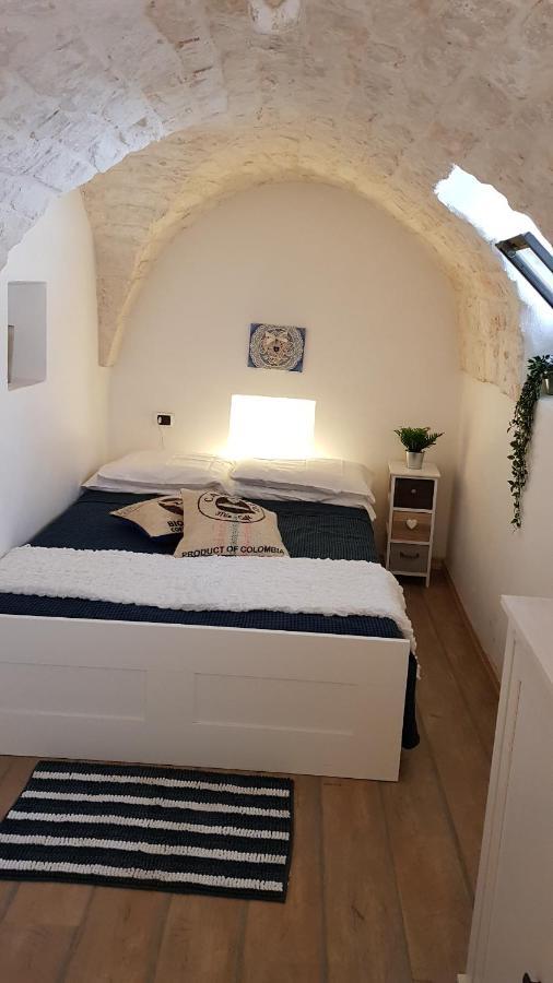 Cozy House In Ostuni With Panoramic Terraces Apartment ภายนอก รูปภาพ