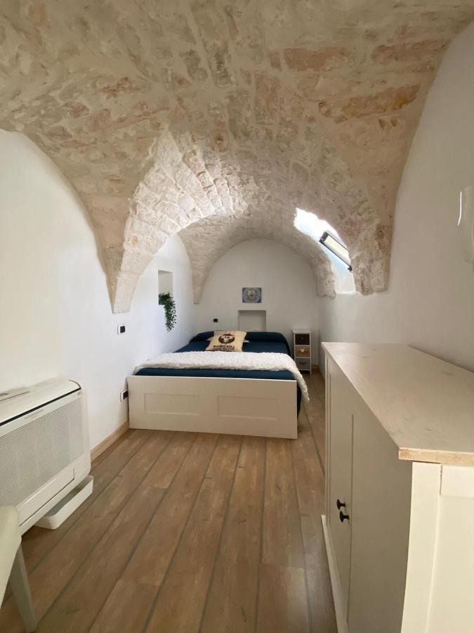 Cozy House In Ostuni With Panoramic Terraces Apartment ภายนอก รูปภาพ